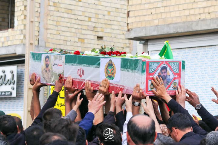 📸 #گزارش_تصویری  🔴 استقبال و تشییع با شکوه پیکر مطهر 🌹 شهید محمد دهقان دهنوی
